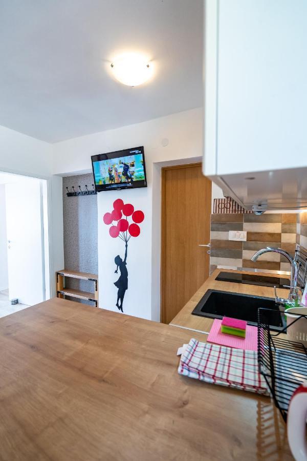 Stara Baska Apartments Экстерьер фото